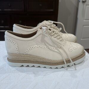 Torrid Cream Lace-Up Platform Loafers 10W